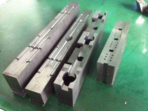 塑膠模具加工模具配件的分類有哪些呢？